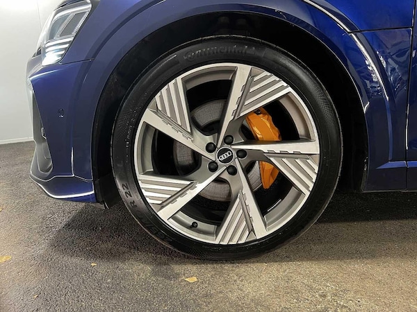 Used Audi e-tron 2022 for sale - 75600617: Photo 5
