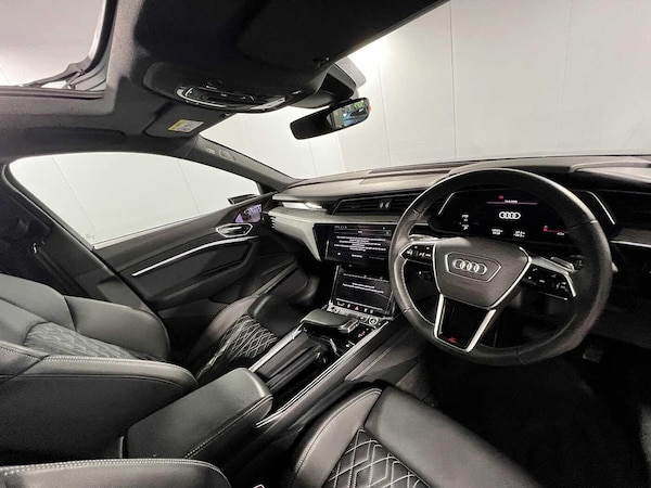 Used Audi e-tron 2022 for sale - 75600617: Photo 6