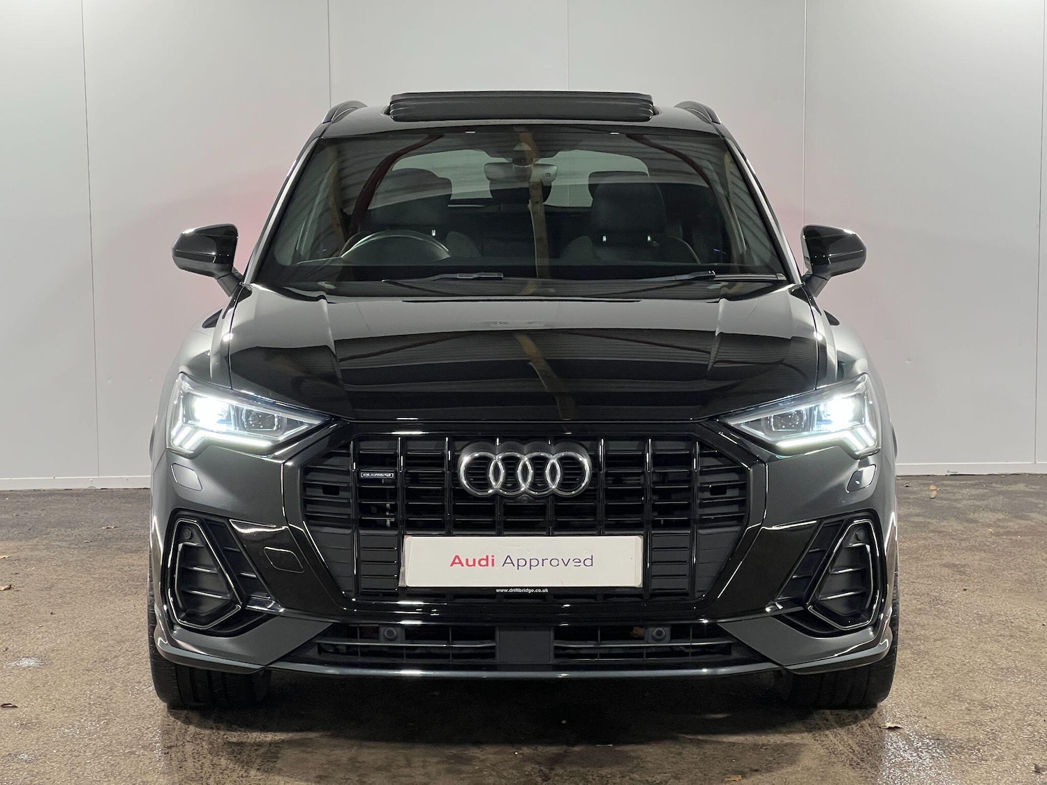 Used Audi Q3 2019 for sale - 76408636: Photo 2