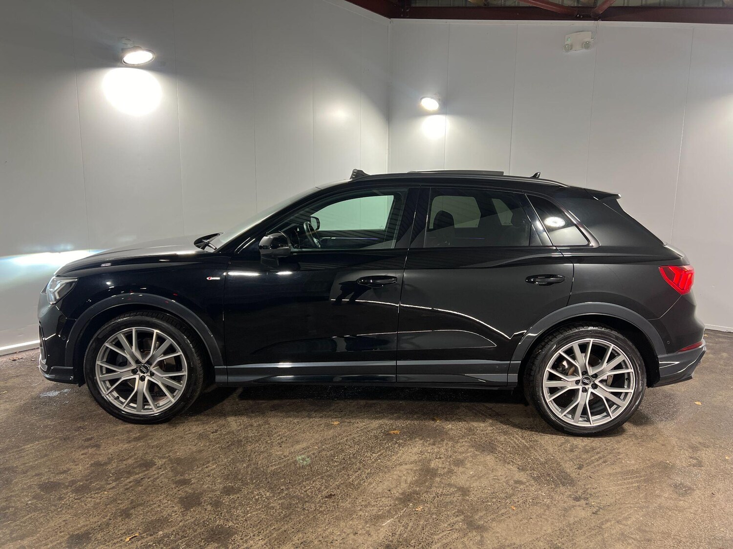 Used Audi Q3 2019 for sale - 76408636: Photo 8
