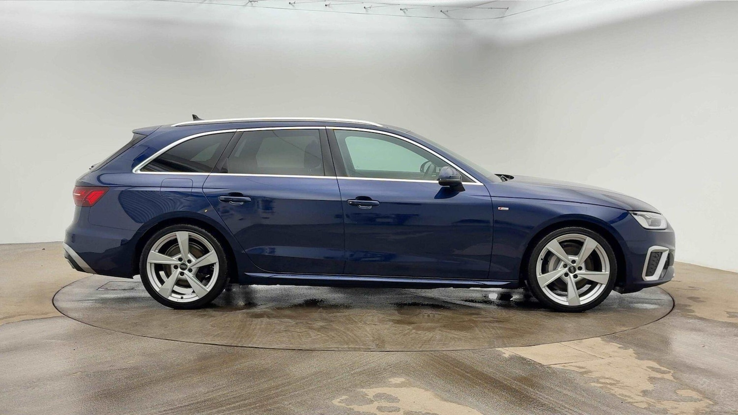 Used Audi A4 Avant for sale - 77215054: Photo 3
