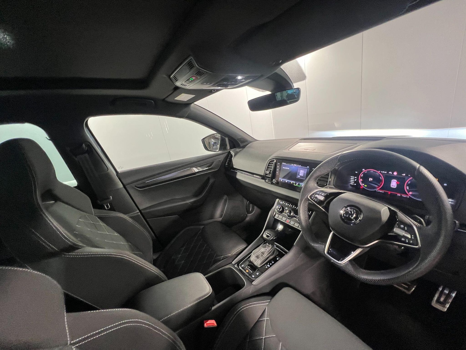 Used Skoda Karoq 2024 for sale - 76953251: Photo 10