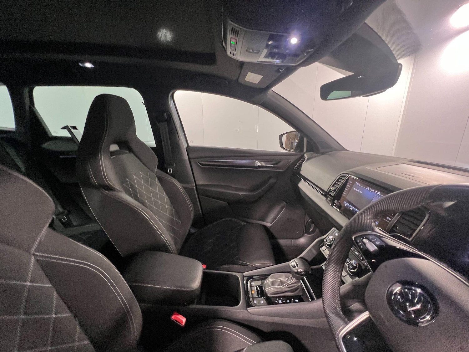 Used Skoda Karoq 2024 for sale - 76953251: Photo 11