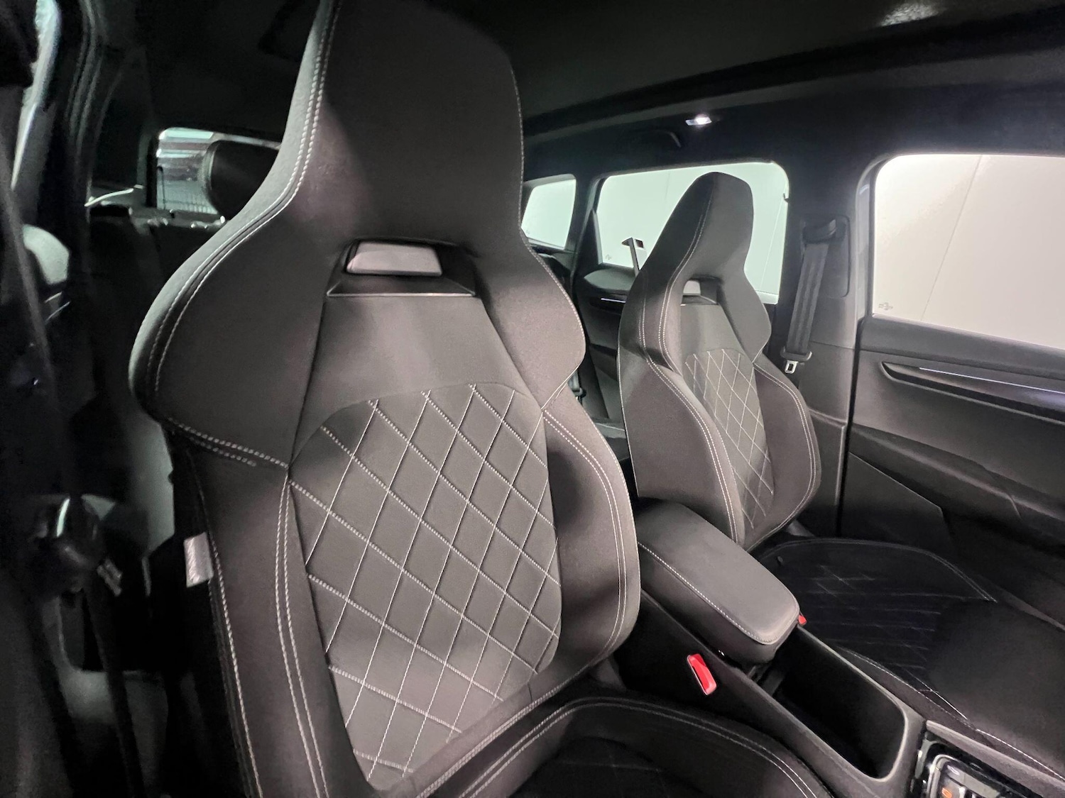 Used Skoda Karoq 2024 for sale - 76953251: Photo 12