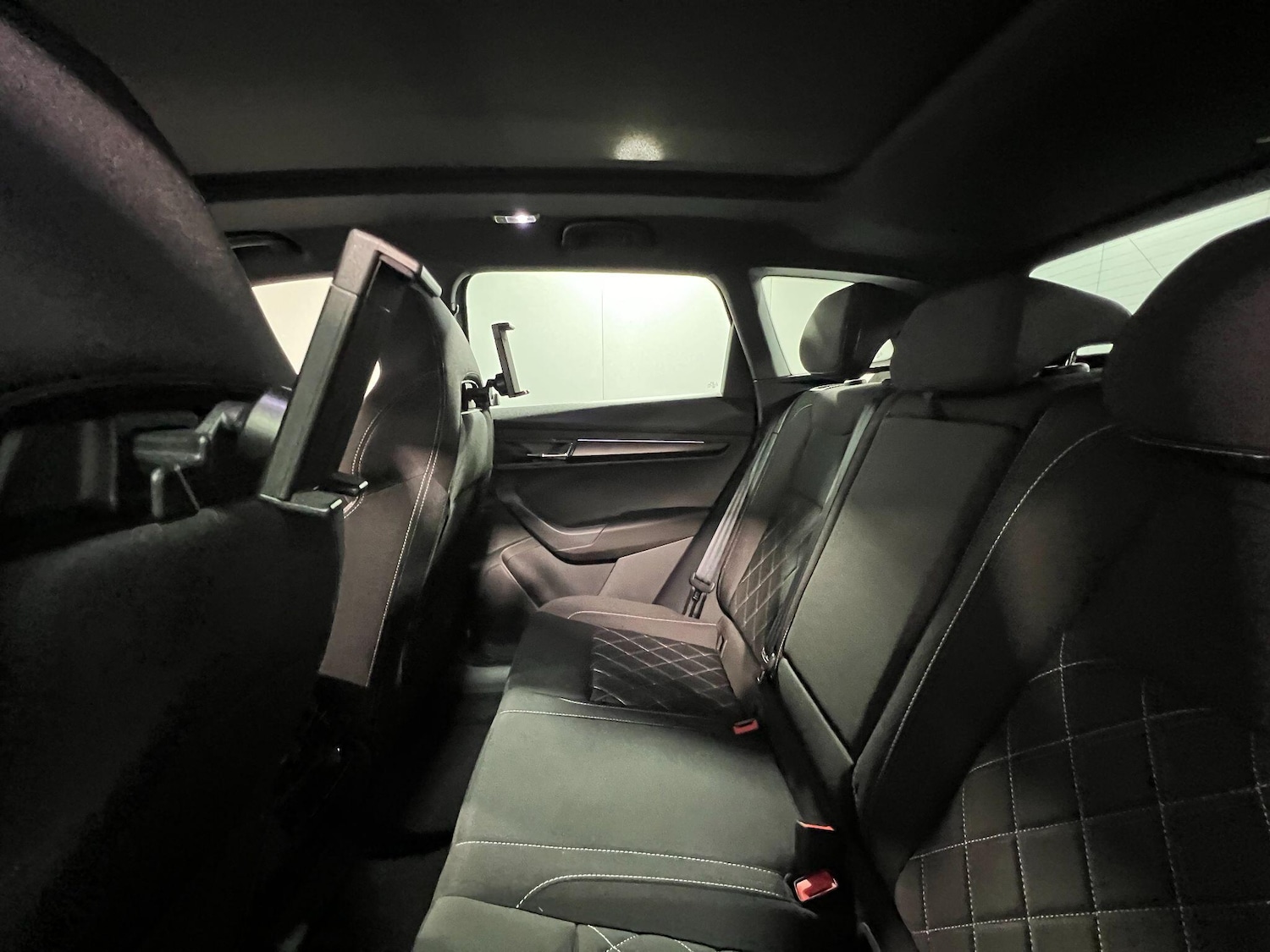 Used Skoda Karoq 2024 for sale - 76953251: Photo 17