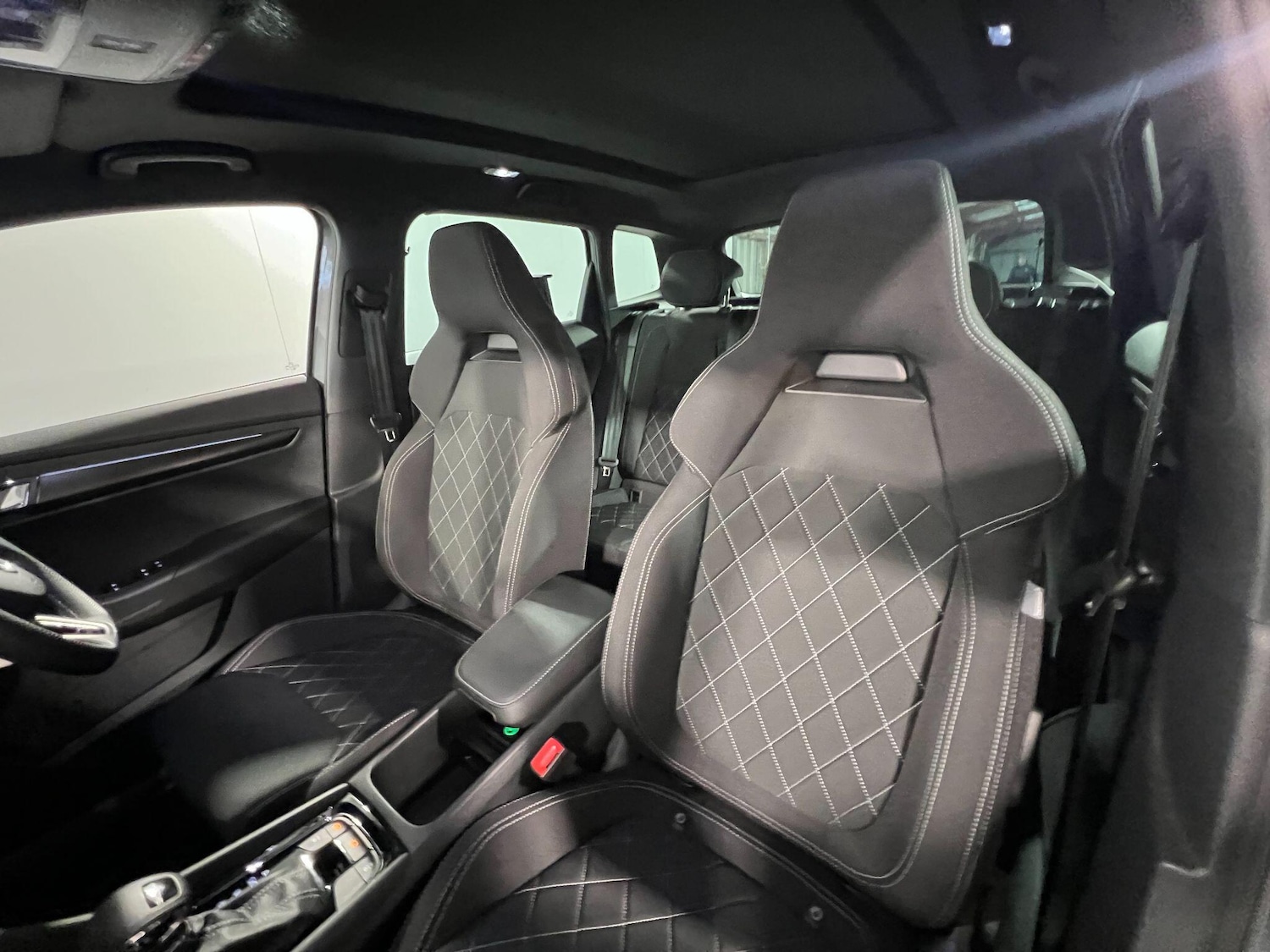 Used Skoda Karoq 2024 for sale - 76953251: Photo 21