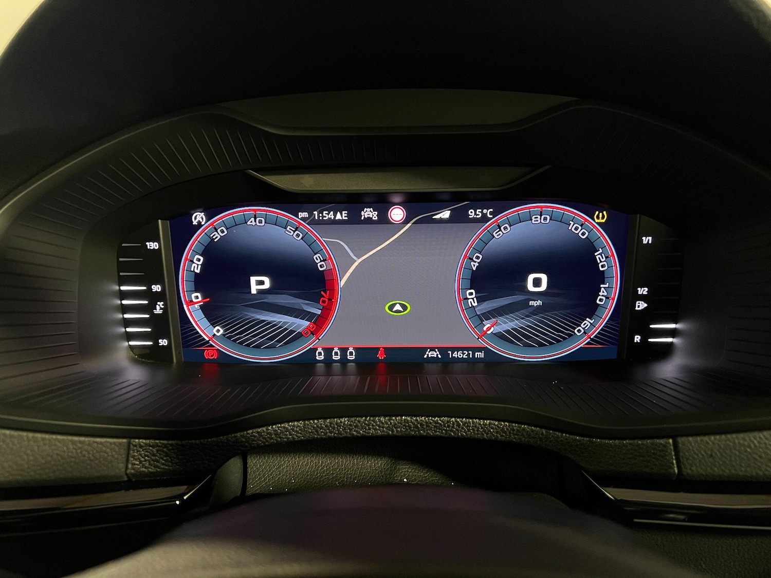 Used Skoda Karoq 2024 for sale - 76953251: Photo 25