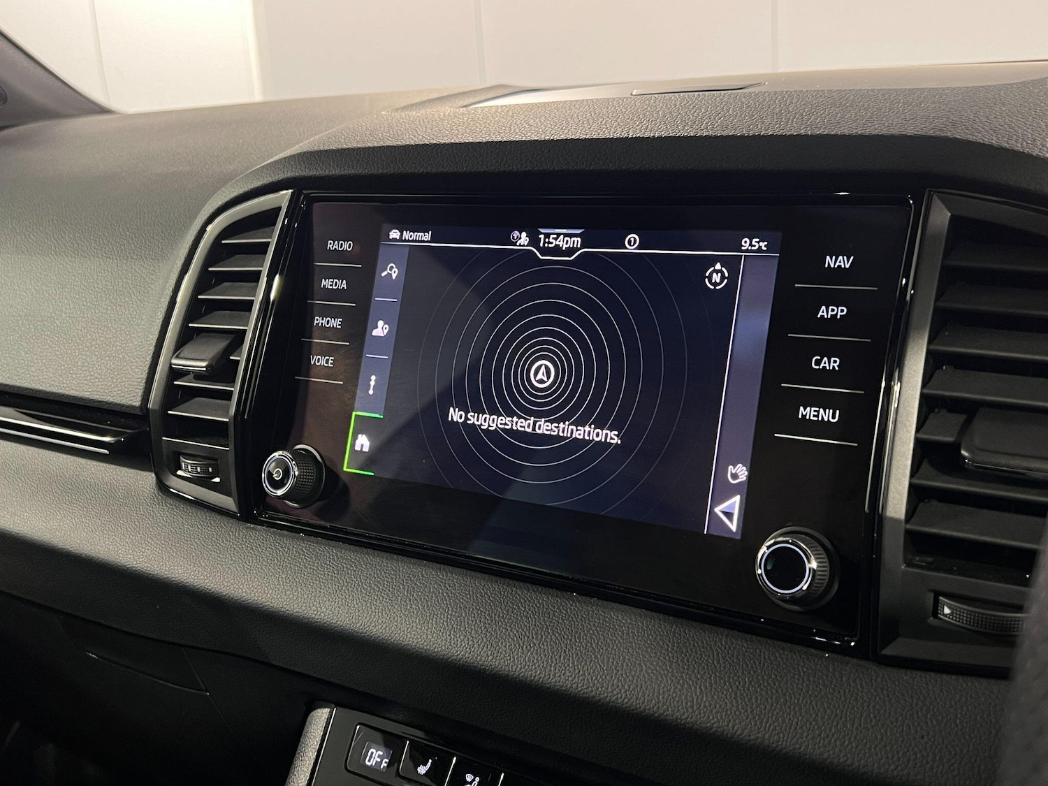 Used Skoda Karoq 2024 for sale - 76953251: Photo 29