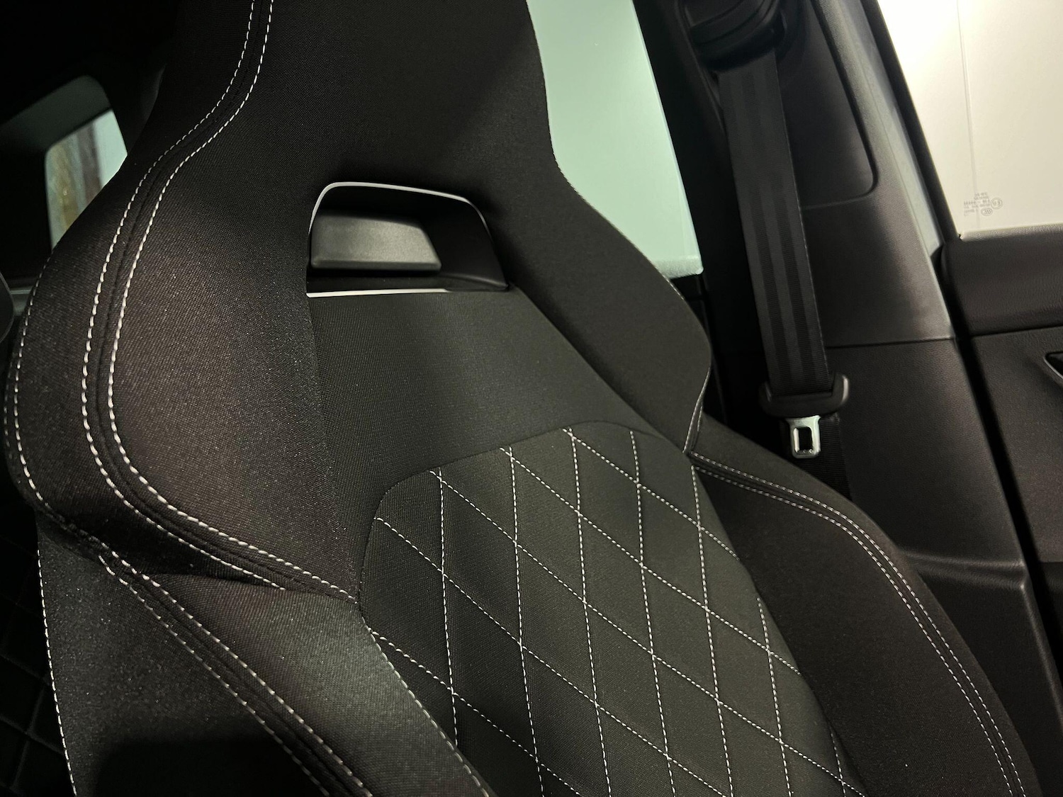 Used Skoda Karoq 2024 for sale - 76953251: Photo 32