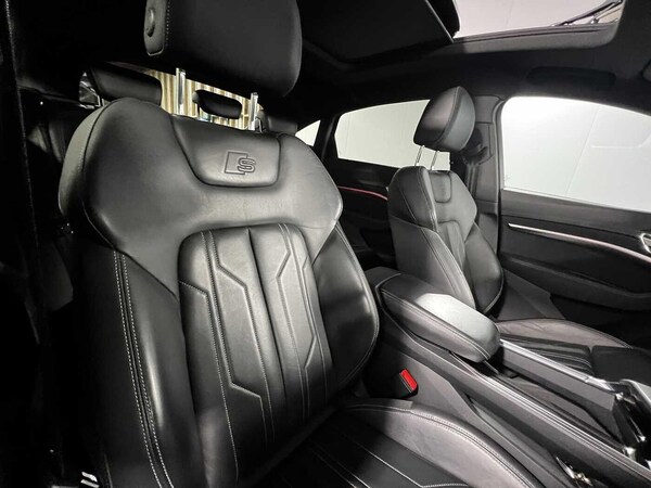 Used Audi Q8 2023 for sale - 75507826: Photo 14