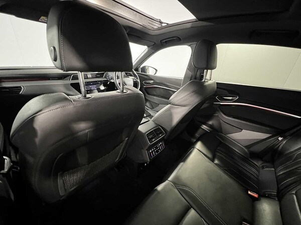 Used Audi Q8 2023 for sale - 75507826: Photo 18