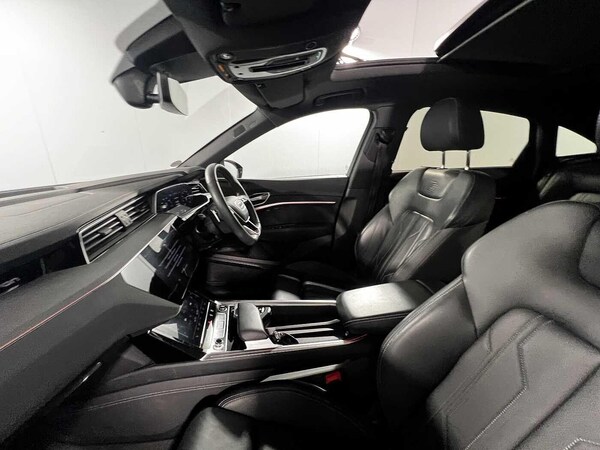 Used Audi Q8 2023 for sale - 75507826: Photo 22