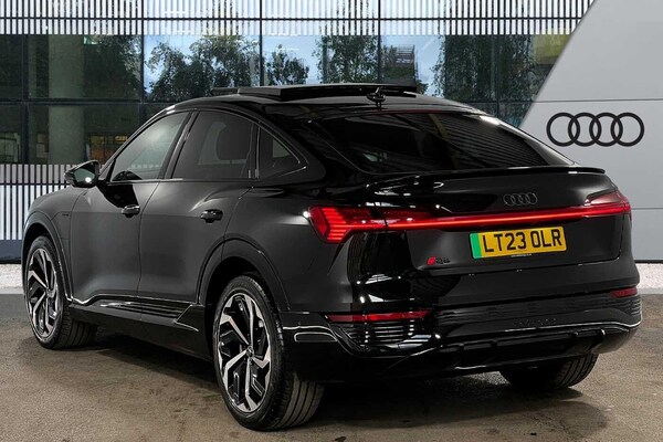 Used Audi Q8 2023 for sale - 75507826: Photo 3