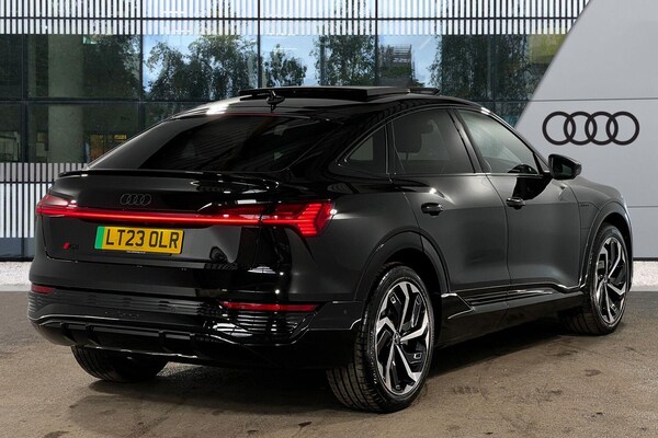 Used Audi Q8 2023 for sale - 75507826: Photo 42