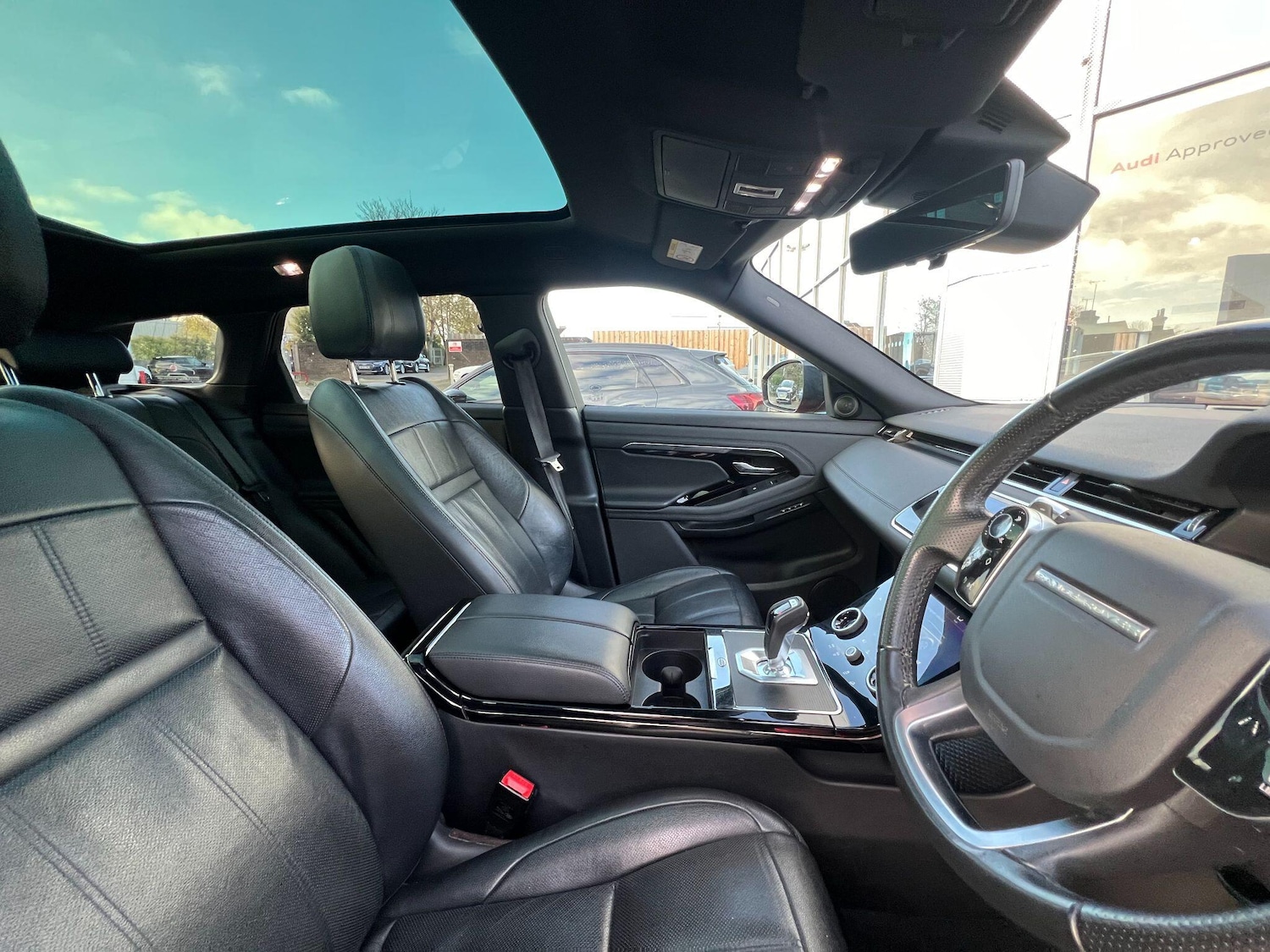 Used Land Rover Range Rover Evoque 2019 for sale - 76999019: Photo 11