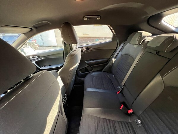 Used Kia XCeed 2023 for sale - 76135941: Photo 17