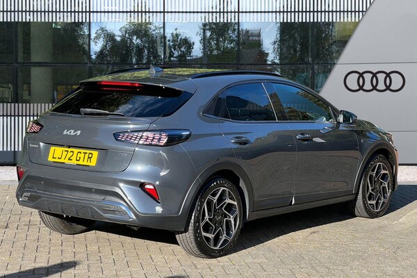 Used Kia XCeed 2023 for sale - 76135941: Photo 3