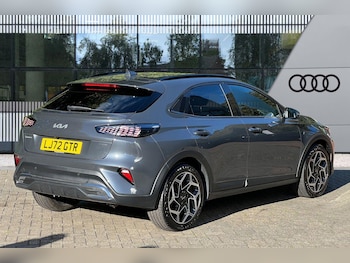 Used Kia XCeed 2023 for sale - 76135941: Photo 3