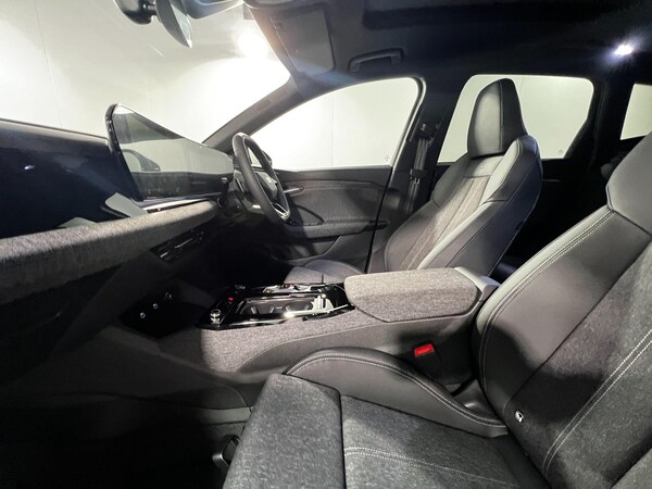 Used Audi Q6 e-tron 2025 for sale - 75311305: Photo 32