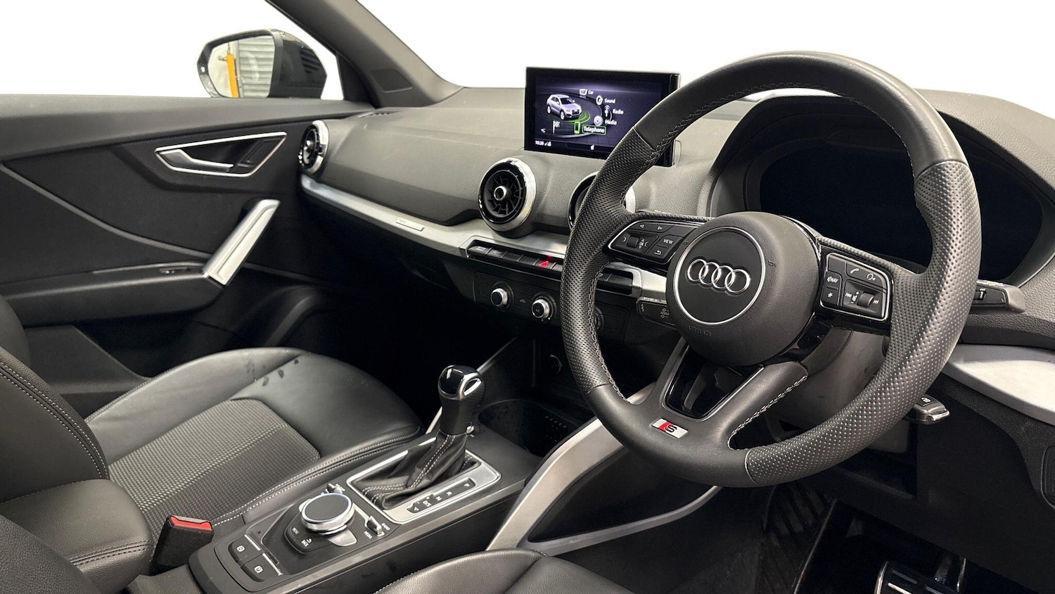 Used Audi Q2 2024 for sale - 77882099: Photo 3