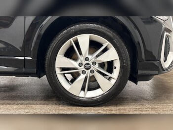 Used Audi Q2 2024 for sale - 77882099: Photo