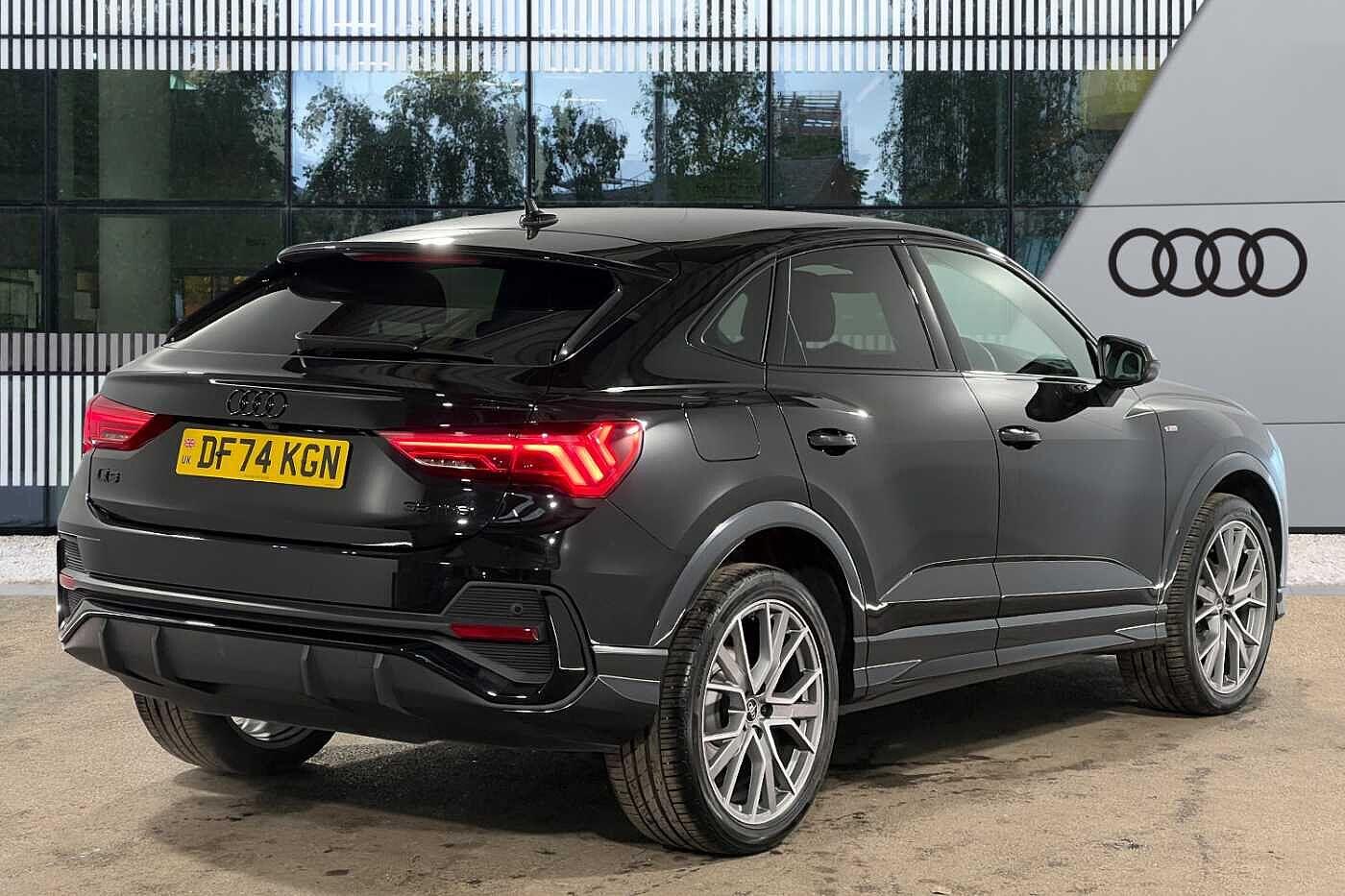 Used Audi Q3 2025 for sale - 76550442: Photo 3