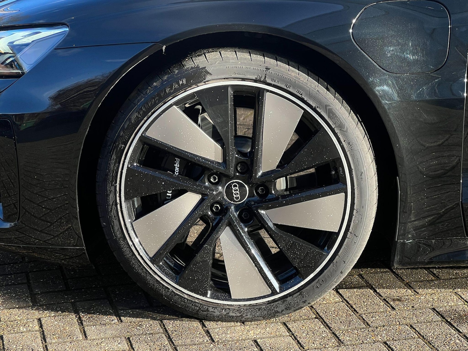 Used Audi RS e-tron GT 2023 for sale - 77455605: Photo 54