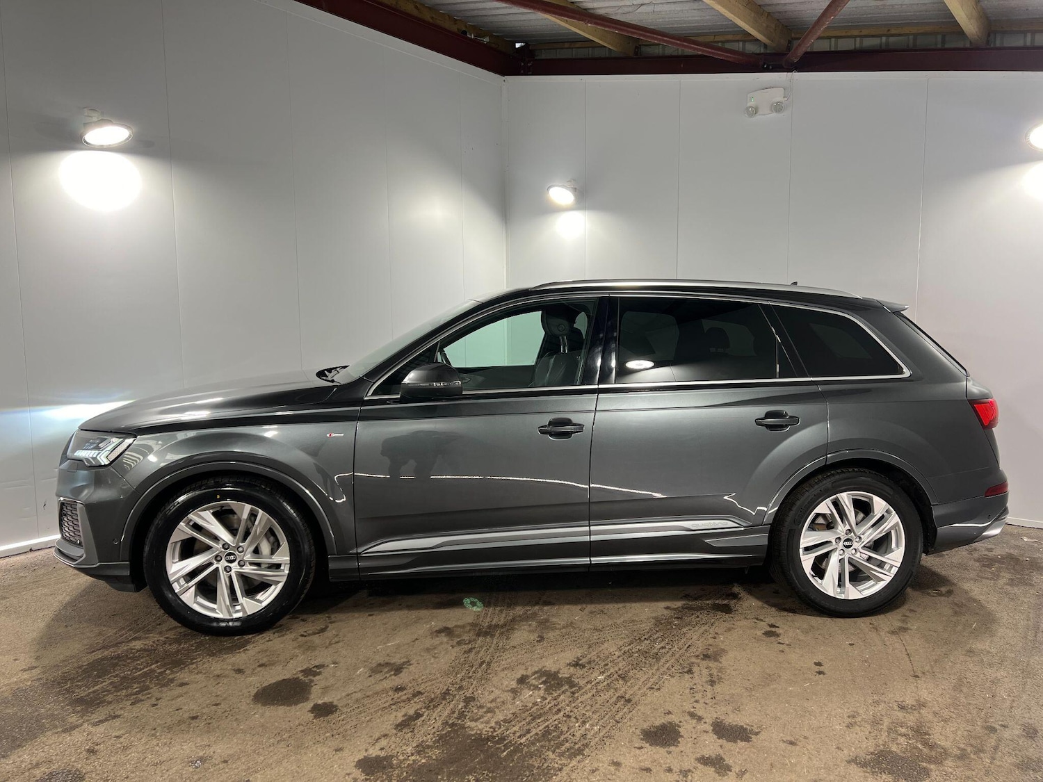 Used Audi Q7 2021 for sale - 78019350: Photo 10