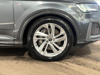 Used Audi Q7 2021 for sale - 78019350: Photo