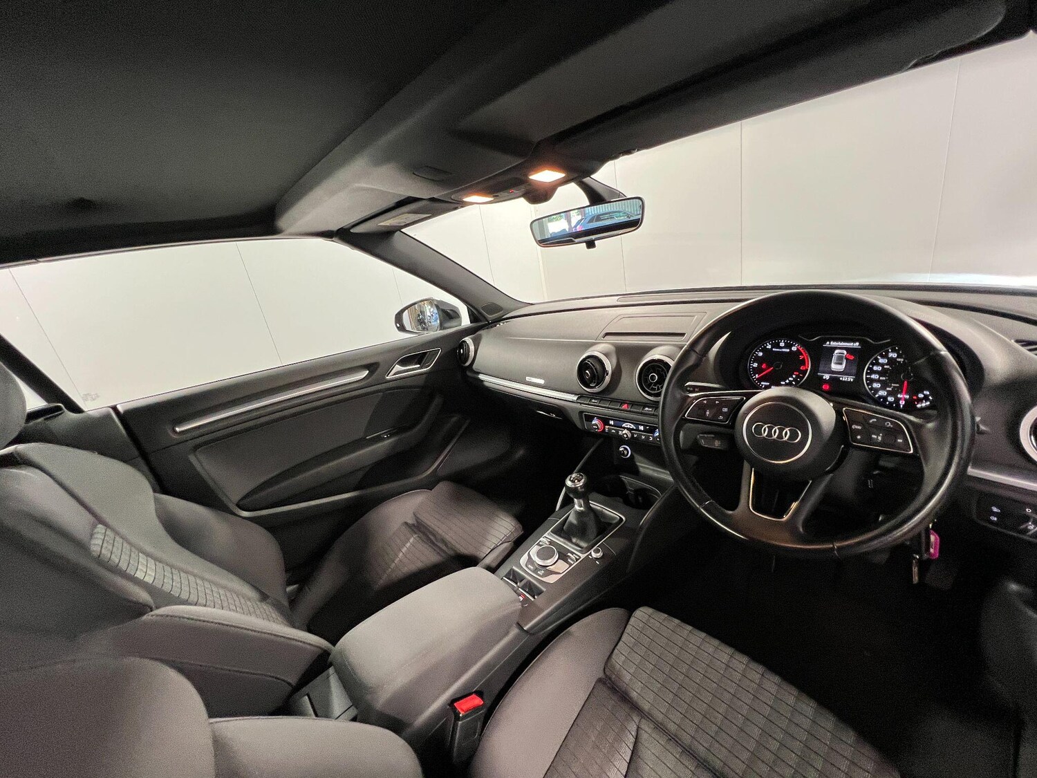 Used Audi A3 Cabriolet 2017 for sale - 76059306: Photo 54