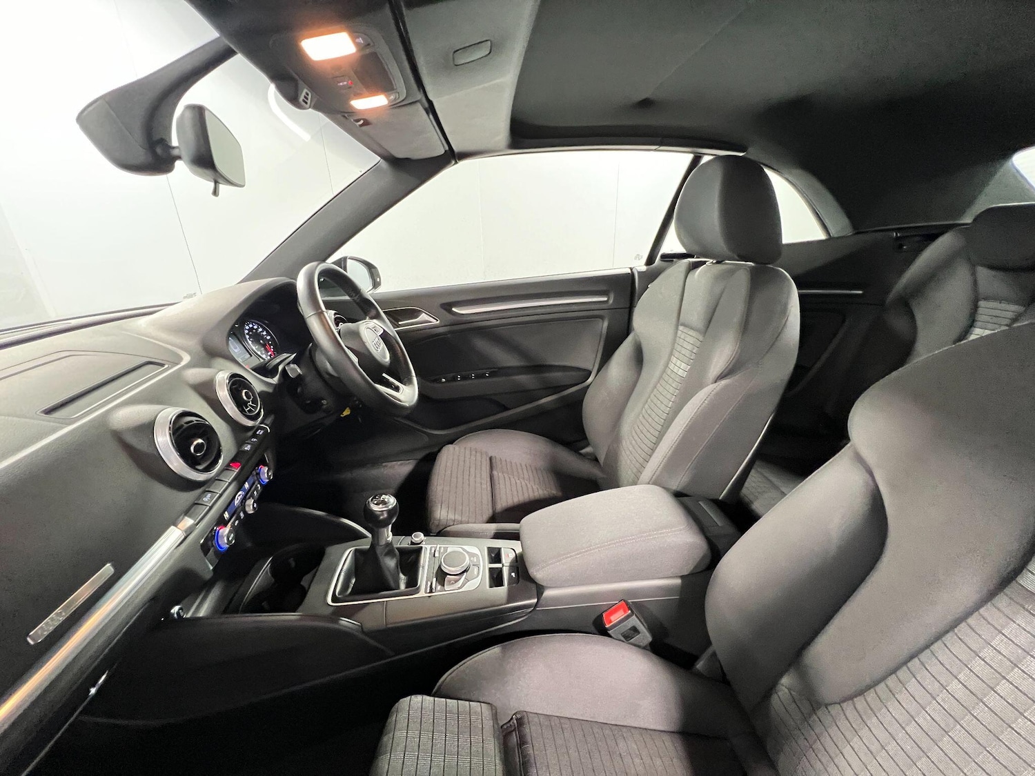 Used Audi A3 Cabriolet 2017 for sale - 76059306: Photo 59