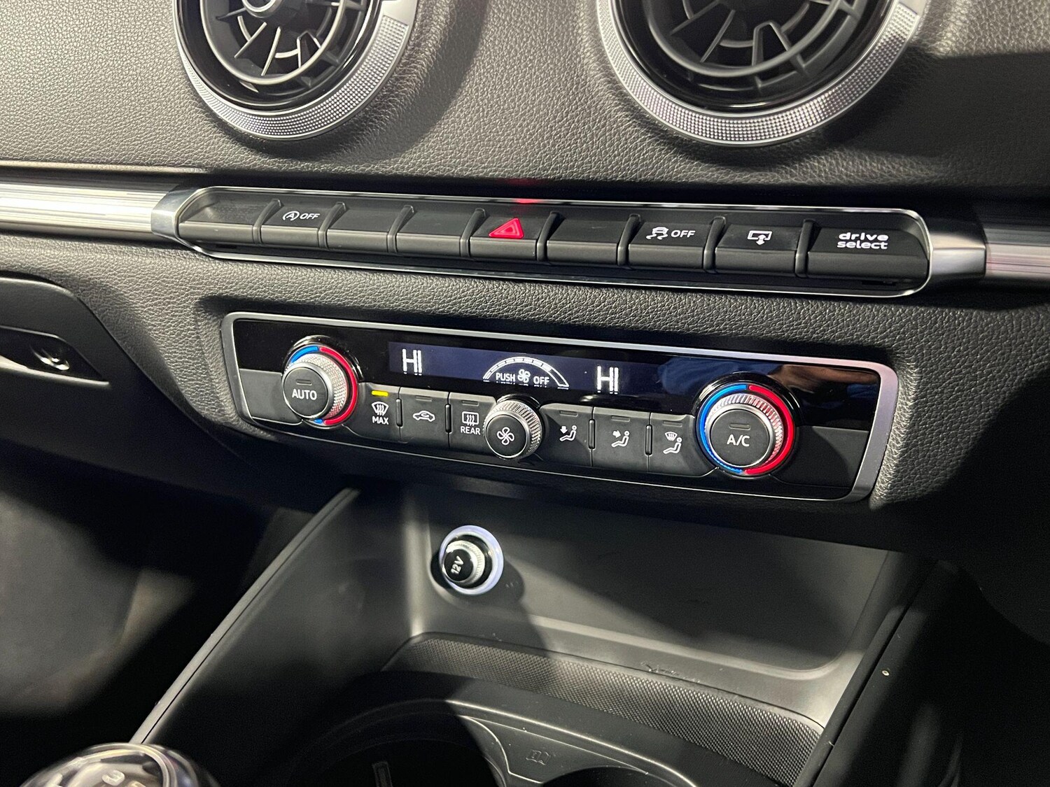 Used Audi A3 Cabriolet 2017 for sale - 76059306: Photo 70