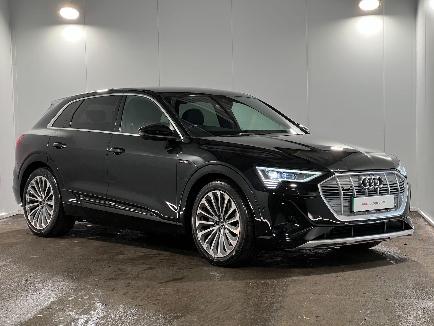 Used Audi e-tron 2021 for sale - 76538769: Photo 1