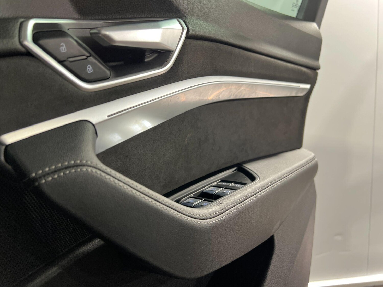 Used Audi e-tron 2021 for sale - 76538769: Photo 23