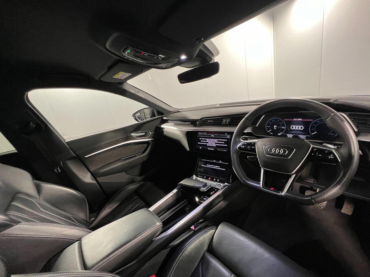 Used Audi e-tron 2021 for sale - 76538769: Photo 9