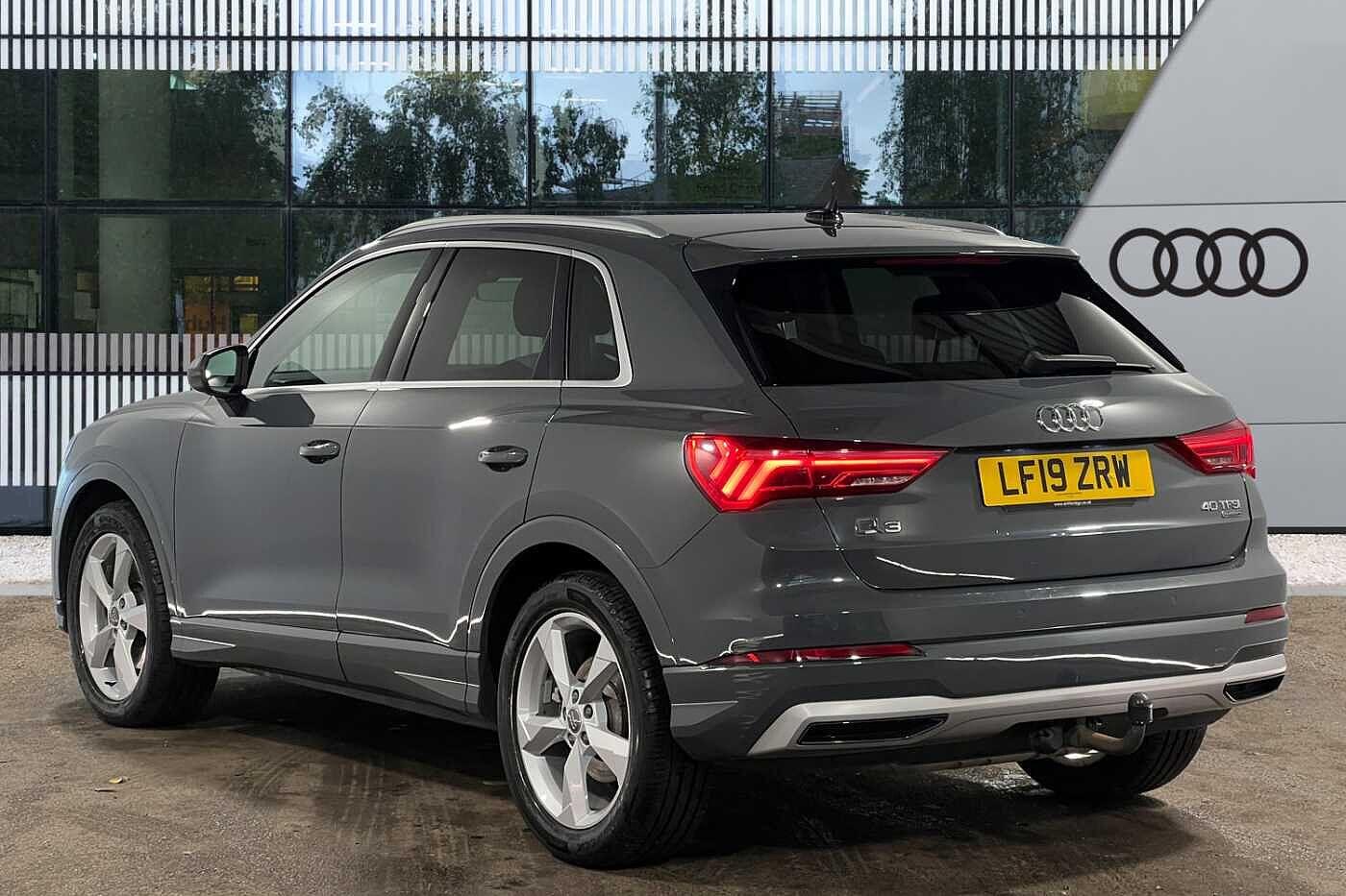 Used Audi Q3 2019 for sale - 76370758: Photo 4