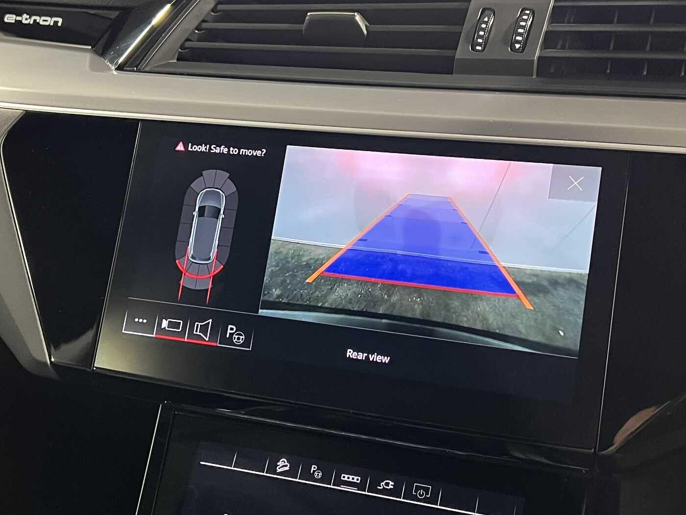 Used Audi e-tron 2023 for sale - 76151998: Photo 38