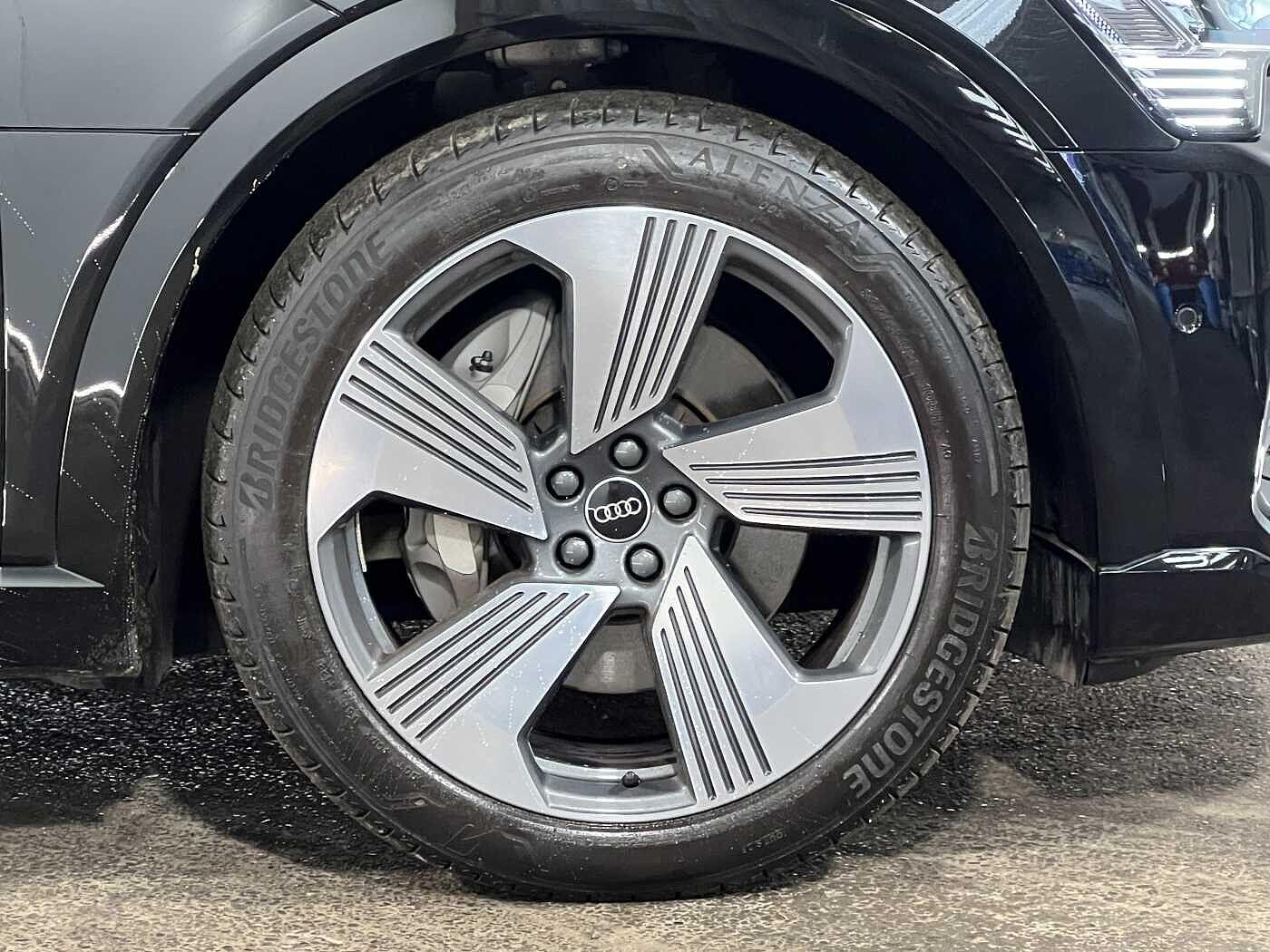 Used Audi e-tron 2023 for sale - 76151998: Photo 5