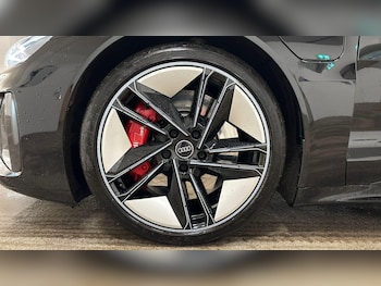 Used Audi RS e-tron GT 2023 for sale - 79169525: Photo