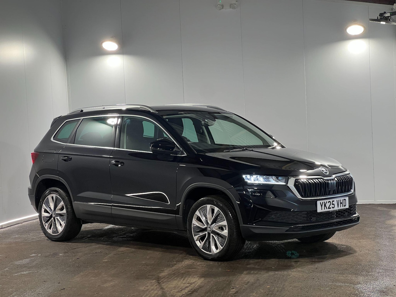 Used Skoda Karoq 2025 for sale - 76952789: Photo 1