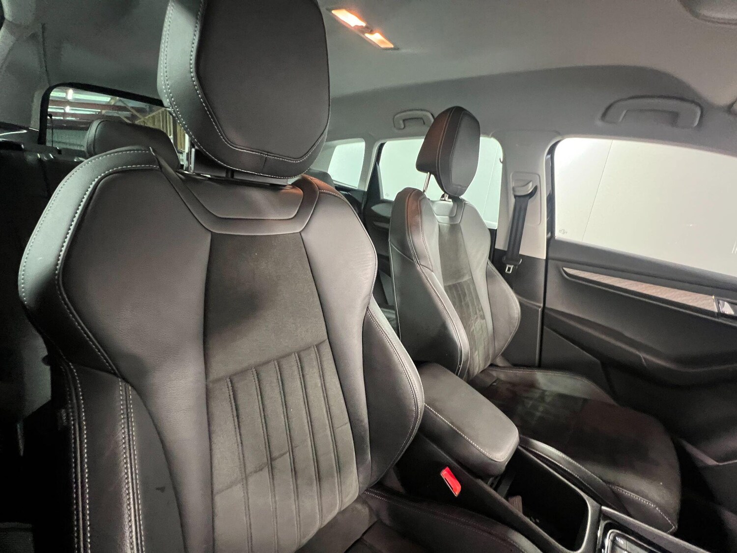 Used Skoda Karoq 2025 for sale - 76952789: Photo 12