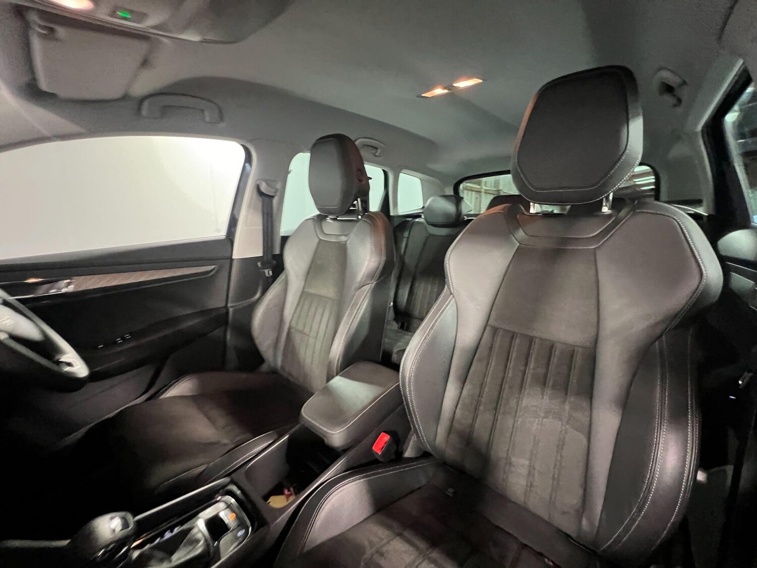 Used Skoda Karoq 2025 for sale - 76952789: Photo 21