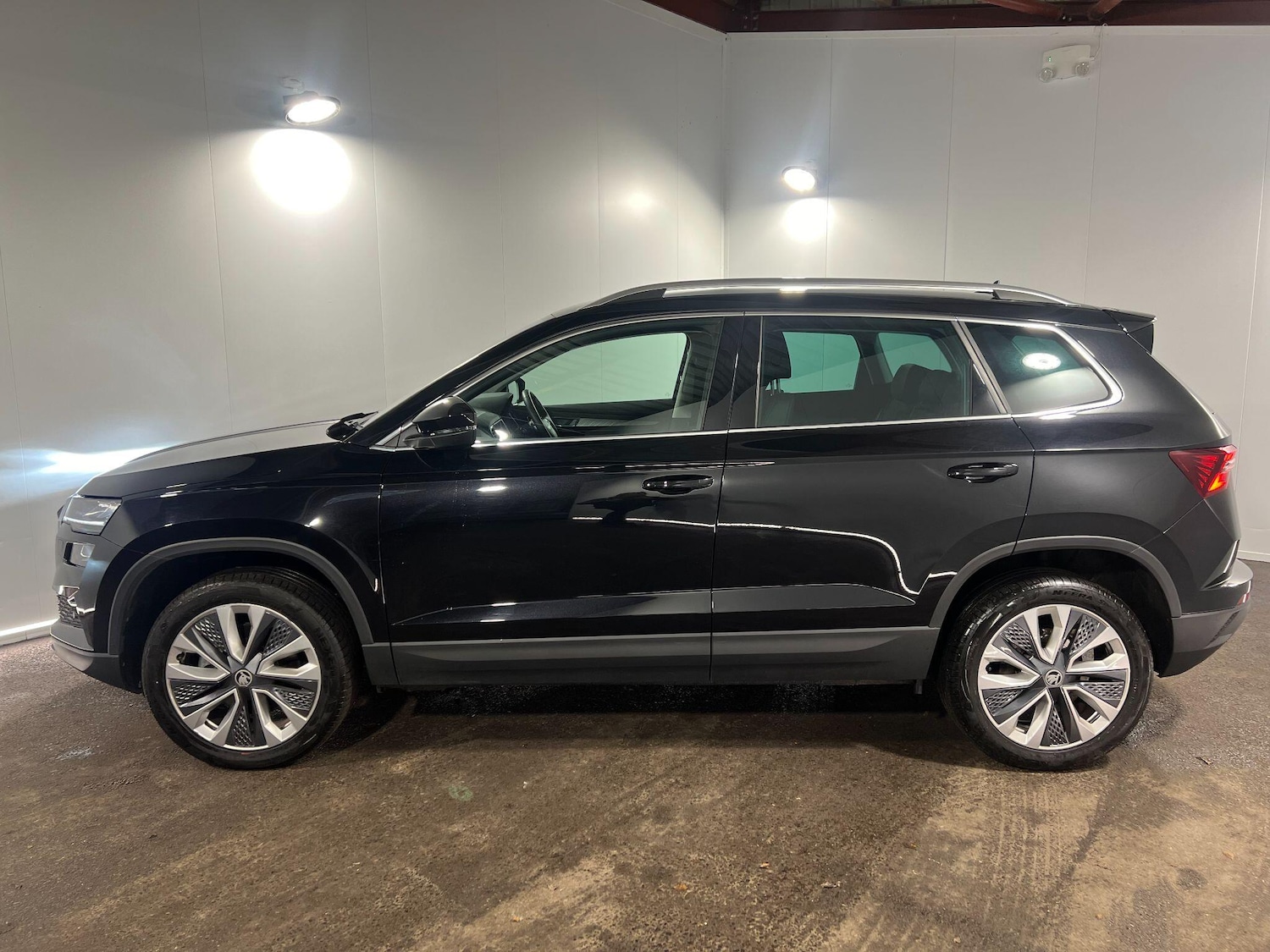 Used Skoda Karoq 2025 for sale - 76952789: Photo 8