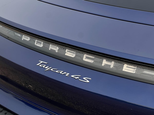 Used Porsche Taycan 2021 for sale - 76153118: Photo 10