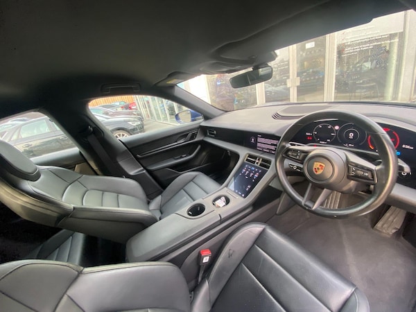 Used Porsche Taycan 2021 for sale - 76153118: Photo 11