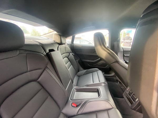 Used Porsche Taycan 2021 for sale - 76153118: Photo 15