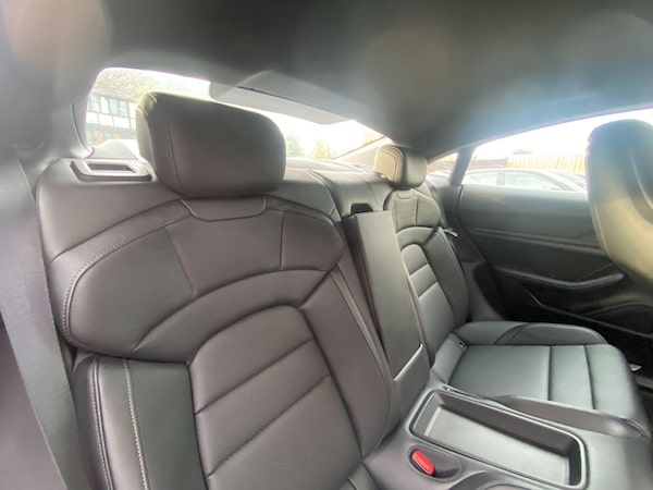 Used Porsche Taycan 2021 for sale - 76153118: Photo 16