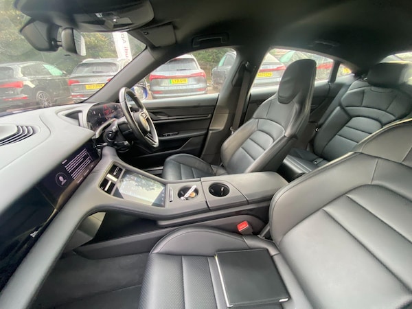 Used Porsche Taycan 2021 for sale - 76153118: Photo 20