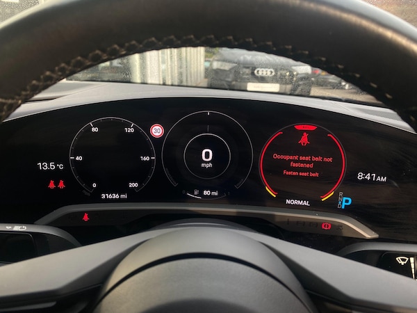 Used Porsche Taycan 2021 for sale - 76153118: Photo 31