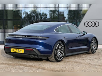 Used Porsche Taycan 2021 for sale - 76153118: Photo 3